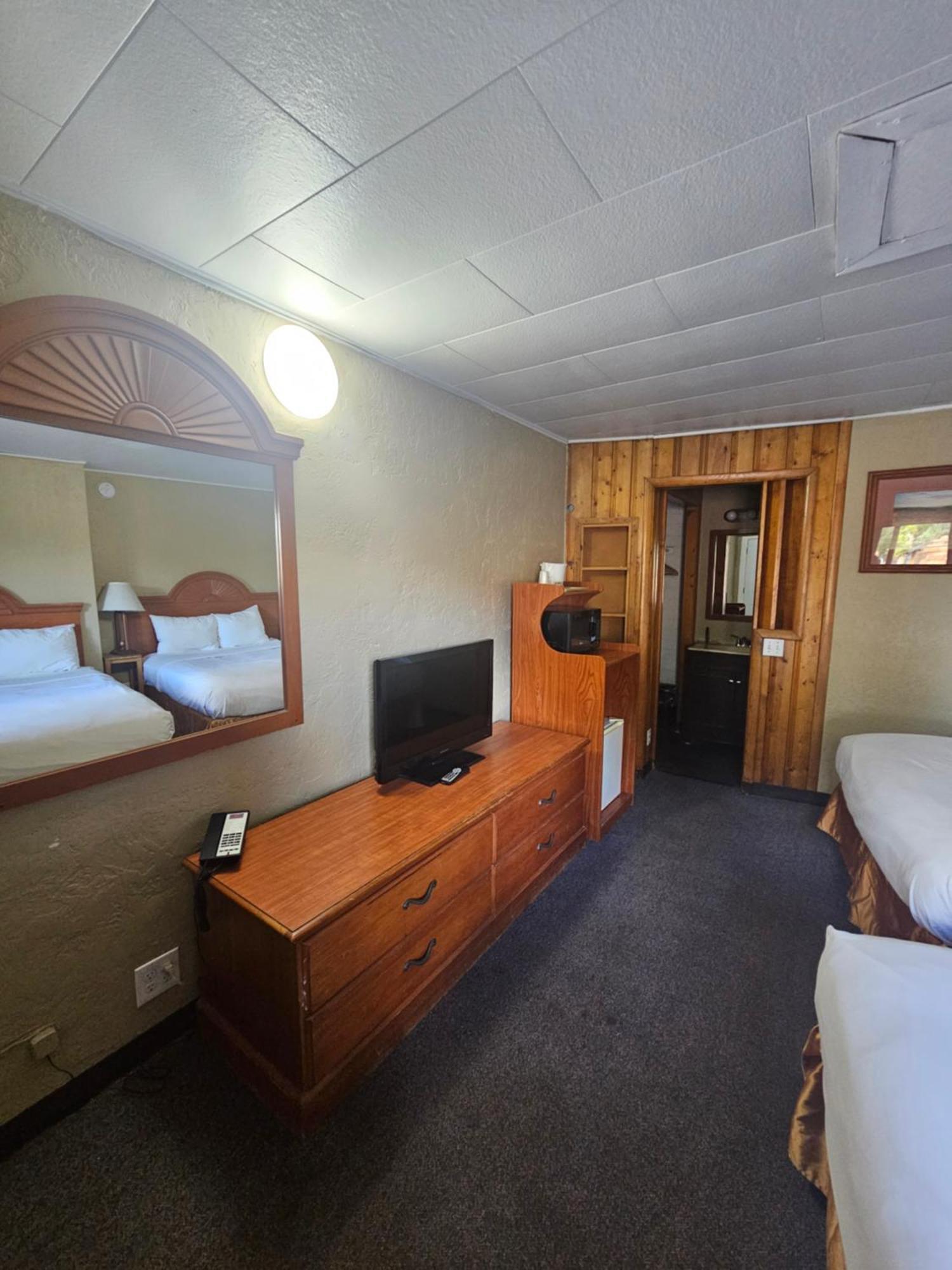 Redrock Country Inn 커내브 외부 사진